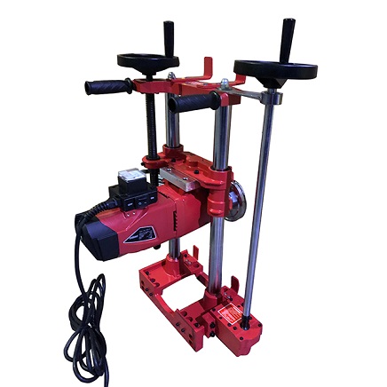 墻壁切割機(jī)是一種新型的切割設(shè)備，不管在切割速度還是在體積上都有著絕對(duì)的優(yōu)勢(shì)。今天我們講講具體有哪些方面的優(yōu)勢(shì)？